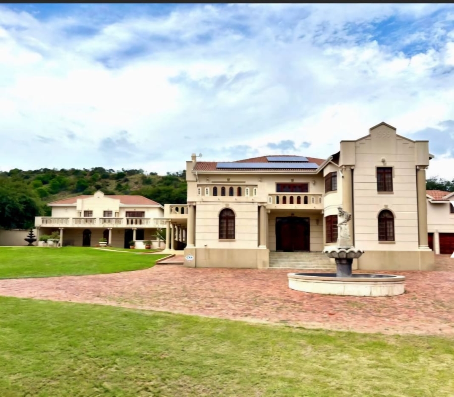 4 Bedroom Property for Sale in Wilkoppies North West